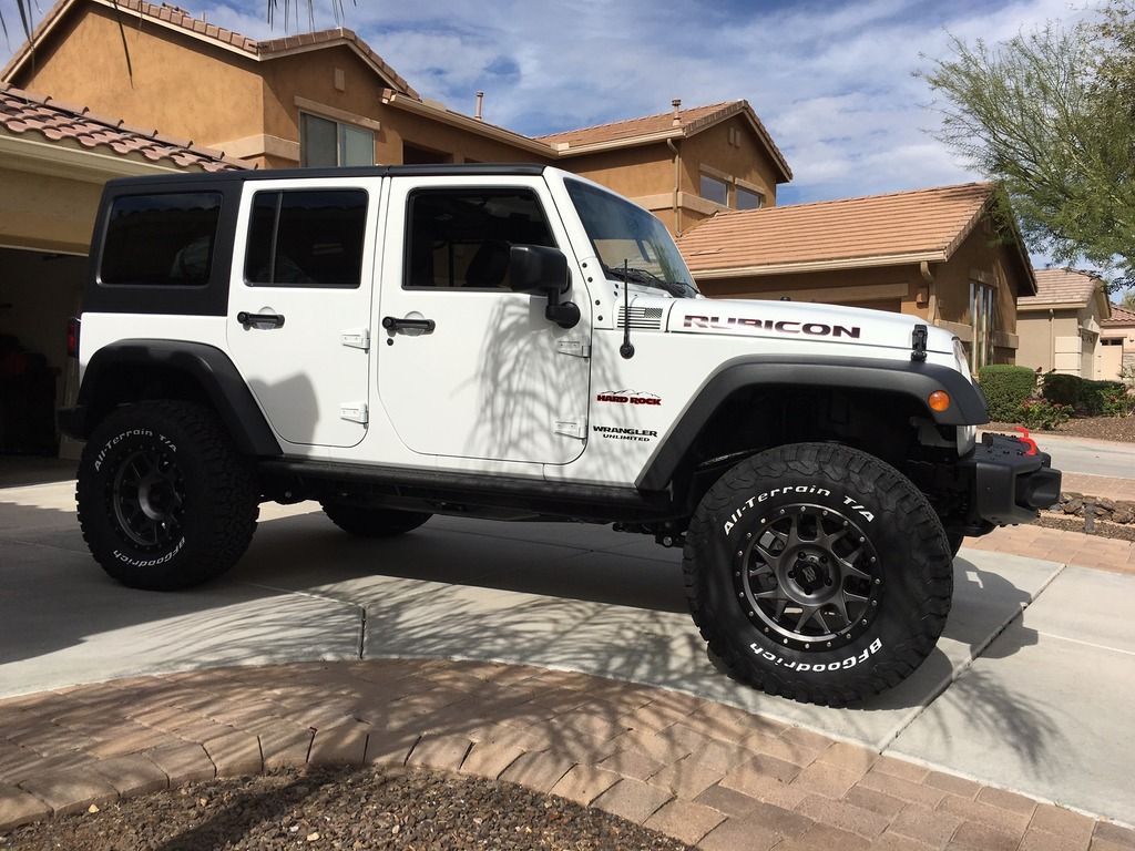 Installing rock lights jeep #3