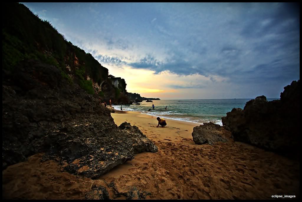 IMAGE: http://i766.photobucket.com/albums/xx307/hd2672/eclipse_images/IMG_4798.jpg